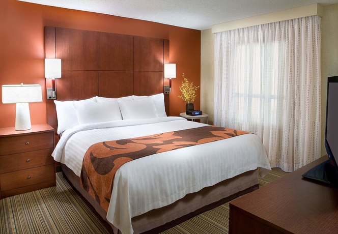 Imagen de la habitación del Hotel Residence Inn By Marriott Calgary Airport. Foto 8