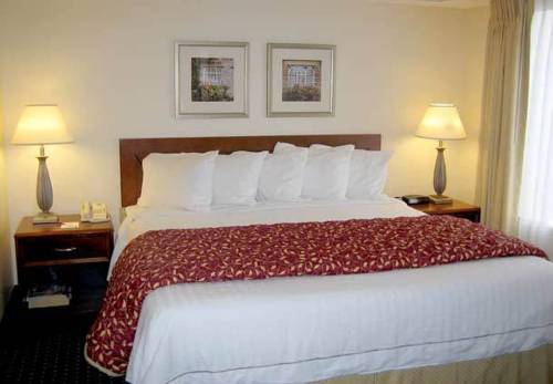 Imagen de la habitación del Hotel Residence Inn By Marriott Carlsbad. Foto 4