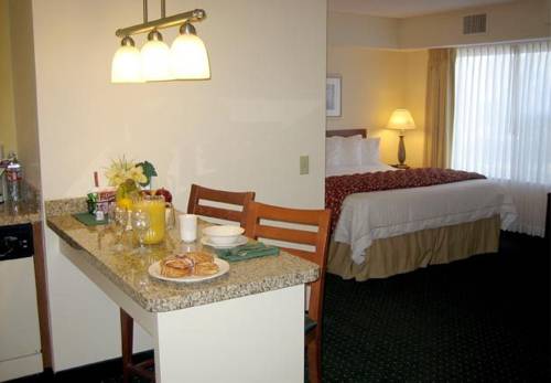 Imagen de la habitación del Hotel Residence Inn By Marriott Carlsbad. Foto 6