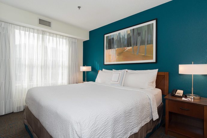 Imagen de la habitación del Hotel Residence Inn By Marriott Charlotte Lake Norman. Foto 2