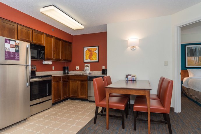 Imagen de la habitación del Hotel Residence Inn By Marriott Charlotte Lake Norman. Foto 12