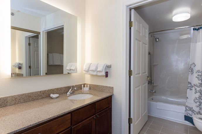 Imagen de la habitación del Hotel Residence Inn By Marriott Charlotte Lake Norman. Foto 16