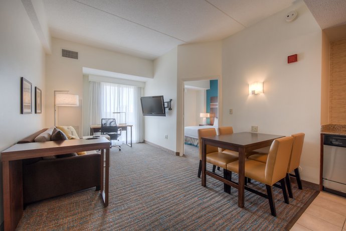 Imagen de la habitación del Hotel Residence Inn By Marriott Charlotte Uptown. Foto 6