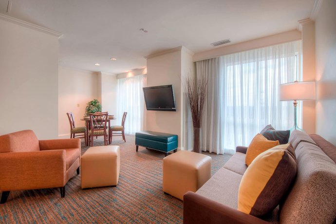 Imagen de la habitación del Hotel Residence Inn By Marriott Charlotte Uptown. Foto 9