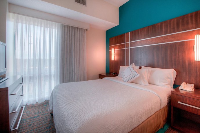 Imagen de la habitación del Hotel Residence Inn By Marriott Charlotte Uptown. Foto 11