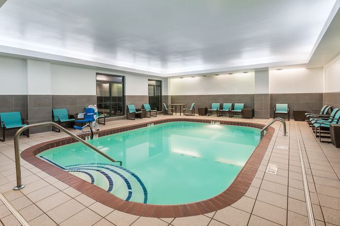 Imagen de la piscina del Hotel Residence Inn By Marriott Chattanooga Downtown. Foto 20