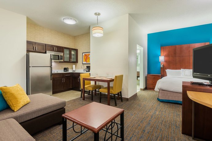 Imagen de la habitación del Hotel Residence Inn By Marriott Chattanooga Downtown. Foto 11
