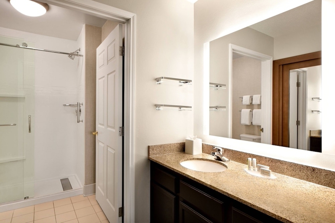 Imagen de la habitación del Hotel Residence Inn By Marriott Chicago Bloomingdale. Foto 8