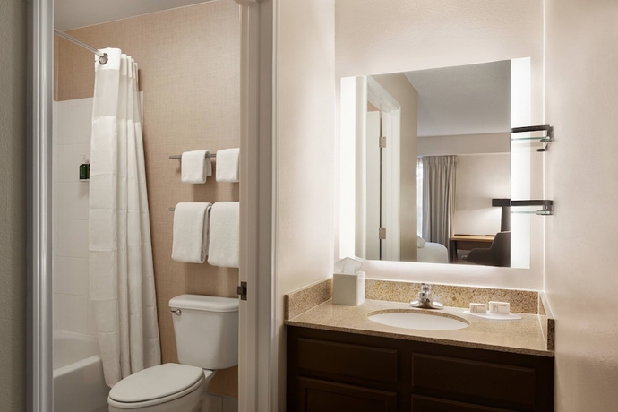 Imagen de la habitación del Hotel Residence Inn By Marriott Chicago Bloomingdale. Foto 9