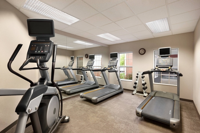 Imagen de los interiores del Hotel Residence Inn By Marriott Chicago Bloomingdale. Foto 17
