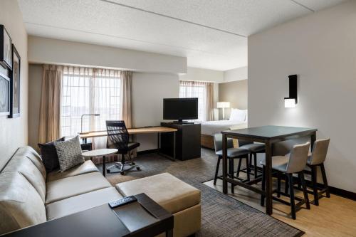 Imagen de la habitación del Hotel Residence Inn By Marriott Chicago Oak Brook. Foto 12