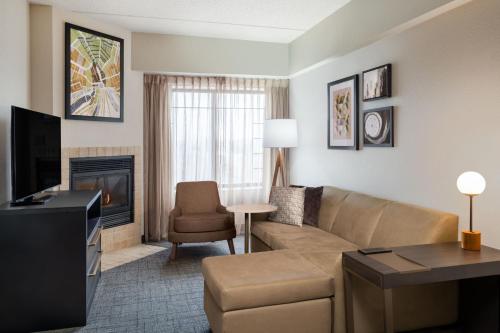 Imagen de la habitación del Hotel Residence Inn By Marriott Chicago Oak Brook. Foto 18