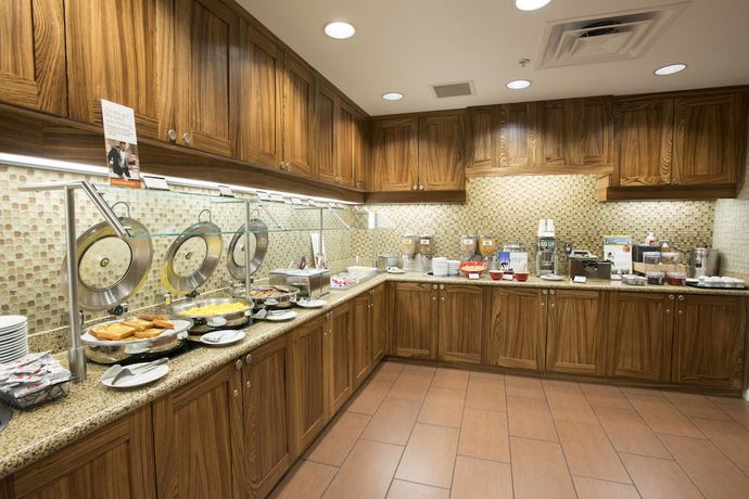 Imagen del bar/restaurante del Hotel Residence Inn By Marriott Cincinnati North/west Chester. Foto 2