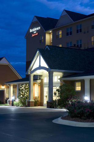 Imagen de los exteriores del Hotel Residence Inn By Marriott Cincinnati North/west Chester. Foto 9