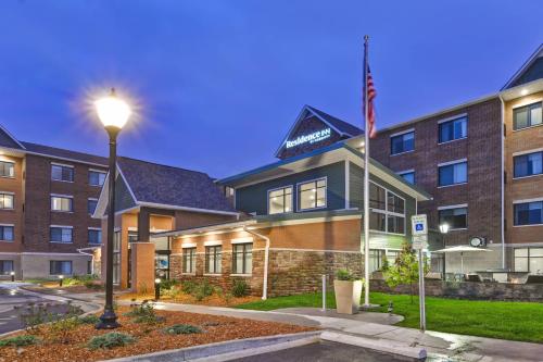 Imagen general del Hotel Residence Inn By Marriott Cleveland Airport/middleburg Heights. Foto 1