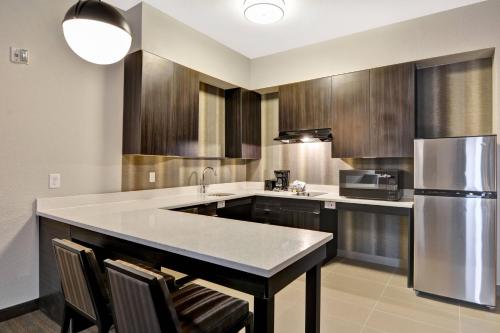 Imagen general del Hotel Residence Inn By Marriott Cleveland Airport/middleburg Heights. Foto 5