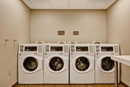 Imagen general del Hotel Residence Inn By Marriott Cleveland Airport/middleburg Heights. Foto 10