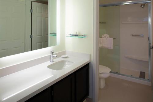 Imagen de la habitación del Hotel Residence Inn By Marriott Cleveland Beachwood. Foto 20