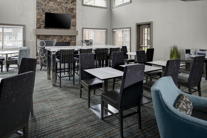 Imagen de los interiores del Hotel Residence Inn By Marriott Cleveland Independence. Foto 14