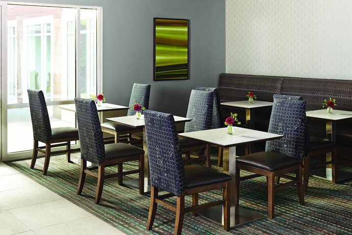 Imagen del bar/restaurante del Hotel Residence Inn By Marriott Columbia West/lexington. Foto 2