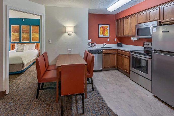 Imagen de la habitación del Hotel Residence Inn By Marriott Columbus. Foto 6
