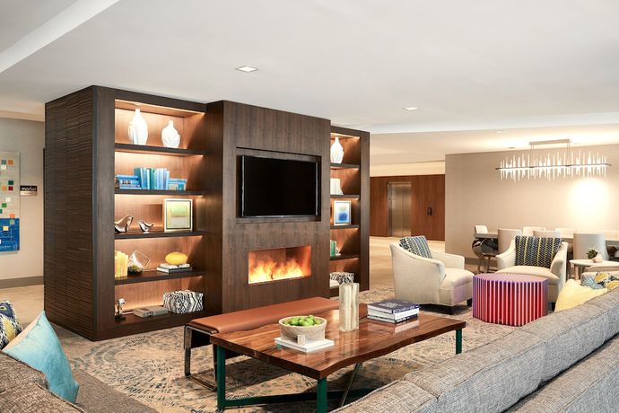 Imagen de los interiores del Hotel Residence Inn By Marriott Dallas Downtown. Foto 11