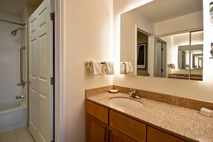 Imagen de la habitación del Hotel Residence Inn By Marriott Dayton Beavercreek. Foto 17