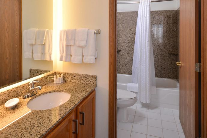 Imagen de la habitación del Hotel Residence Inn By Marriott Dayton Troy. Foto 17