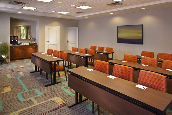 Imagen de los interiores del Hotel Residence Inn By Marriott Daytona Beach Speedway/airport. Foto 8