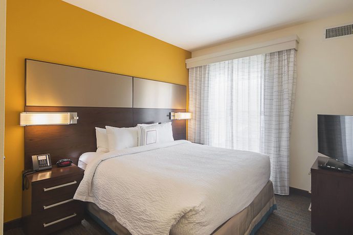 Imagen de la habitación del Hotel Residence Inn By Marriott Denton. Foto 9