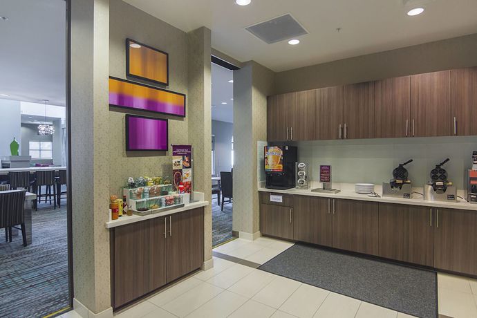 Imagen del bar/restaurante del Hotel Residence Inn By Marriott Denton. Foto 6