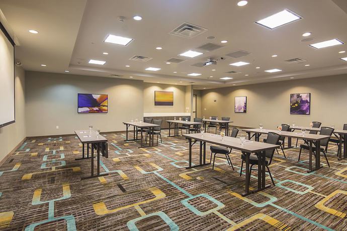 Imagen de los interiores del Hotel Residence Inn By Marriott Denton. Foto 16