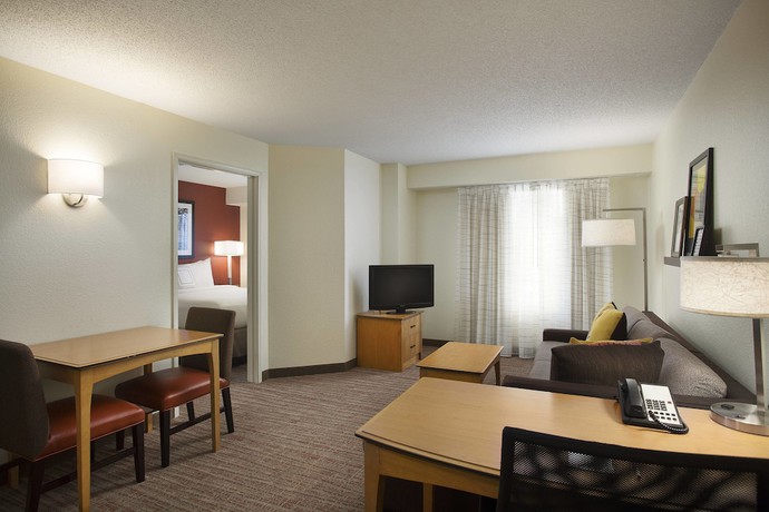 Imagen de la habitación del Hotel Residence Inn By Marriott Detroit Novi. Foto 7
