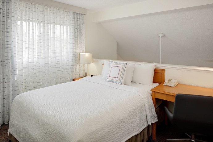 Imagen de la habitación del Hotel Residence Inn By Marriott Detroit Troy/madison Heights. Foto 9