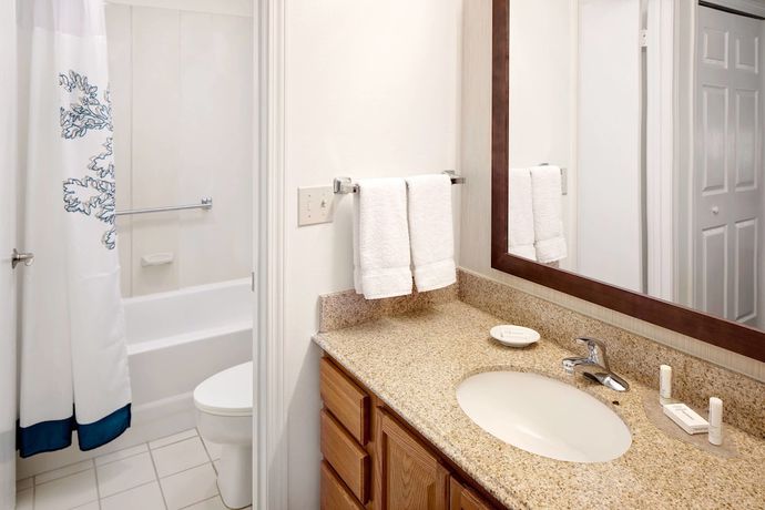 Imagen de la habitación del Hotel Residence Inn By Marriott Detroit Troy/madison Heights. Foto 15