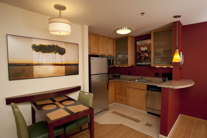 Imagen de la habitación del Hotel Residence Inn By Marriott Duluth. Foto 14