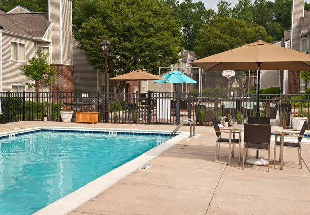 Imagen de la piscina del Hotel Residence Inn By Marriott Durham-research Triangle Park. Foto 11