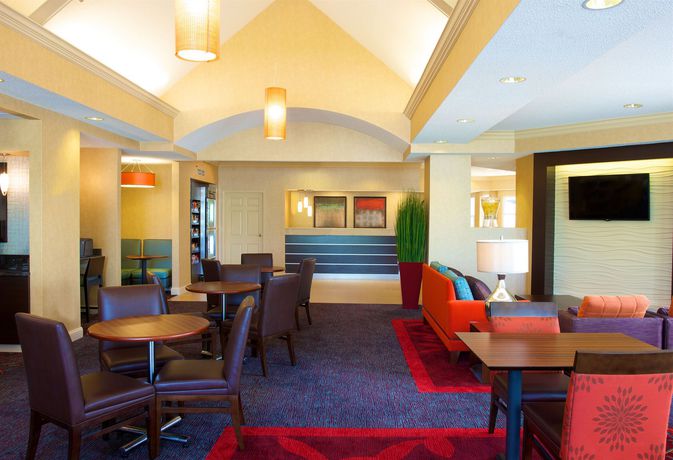 Imagen del bar/restaurante del Hotel Residence Inn By Marriott Evansville East. Foto 5