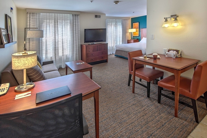Imagen de la habitación del Hotel Residence Inn By Marriott Fayetteville Cross Creek. Foto 3