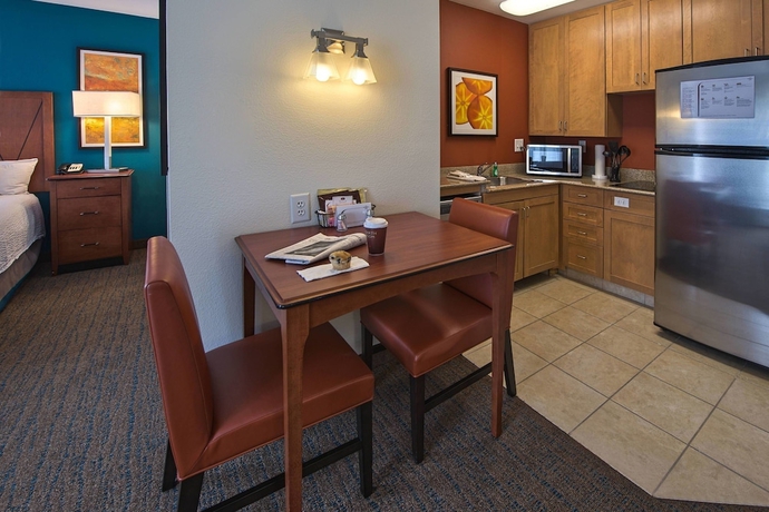 Imagen de la habitación del Hotel Residence Inn By Marriott Fayetteville Cross Creek. Foto 9
