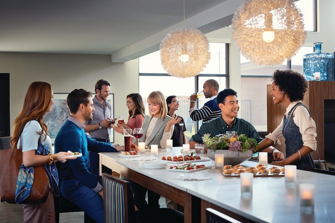 Imagen del bar/restaurante del Hotel Residence Inn By Marriott Fishkill. Foto 3