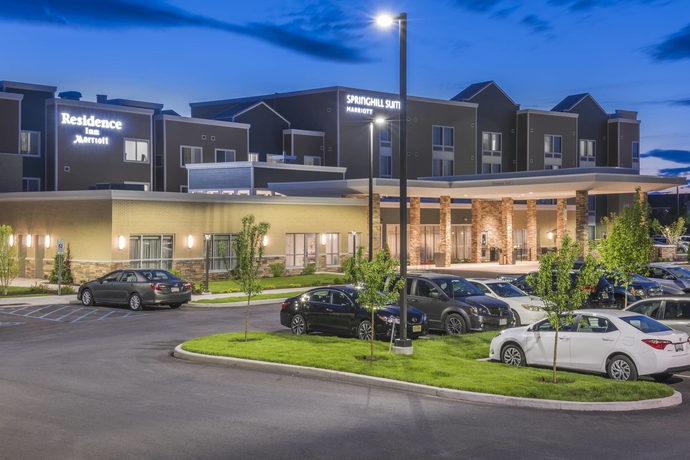 Imagen de los exteriores del Hotel Residence Inn By Marriott Fishkill. Foto 11