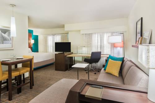 Imagen de la habitación del Hotel Residence Inn By Marriott Fort Myers. Foto 2