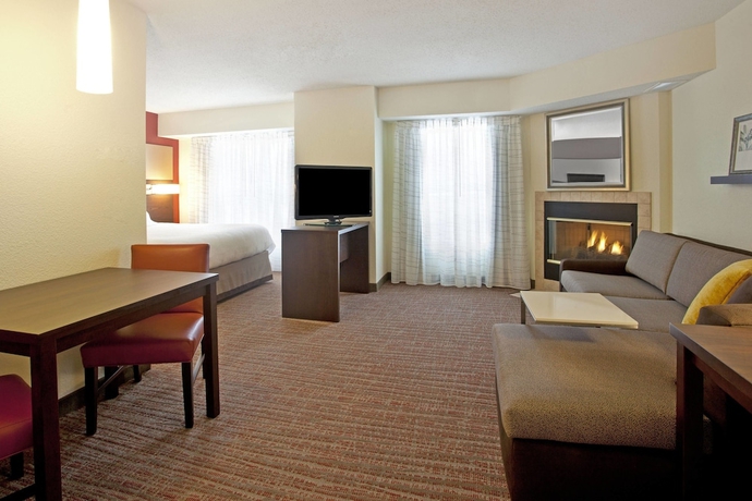 Imagen de la habitación del Hotel Residence Inn By Marriott Fort Wayne. Foto 4