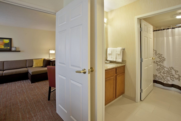Imagen de la habitación del Hotel Residence Inn By Marriott Fort Wayne. Foto 11