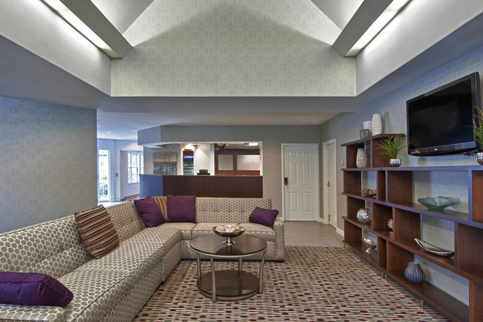Imagen del bar/restaurante del Hotel Residence Inn By Marriott Foxborough. Foto 4