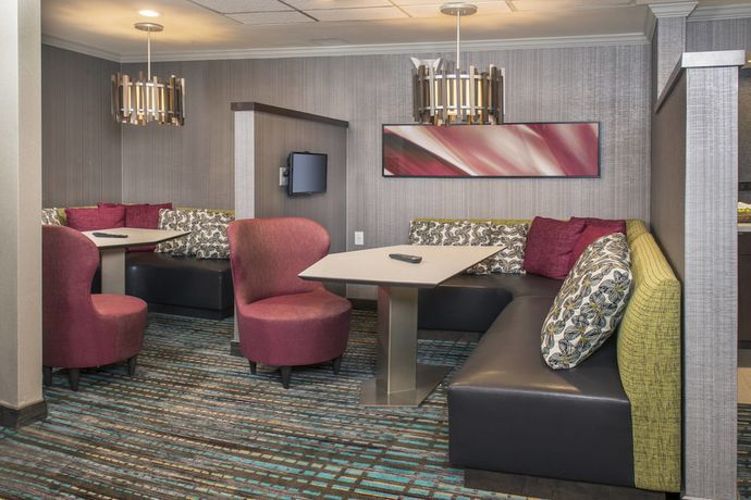 Imagen del bar/restaurante del Hotel Residence Inn By Marriott Frederick. Foto 6