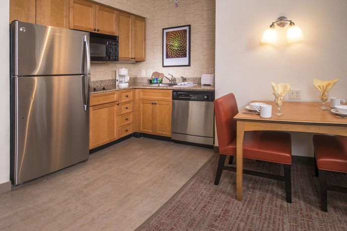 Imagen de la habitación del Hotel Residence Inn By Marriott Frederick. Foto 17
