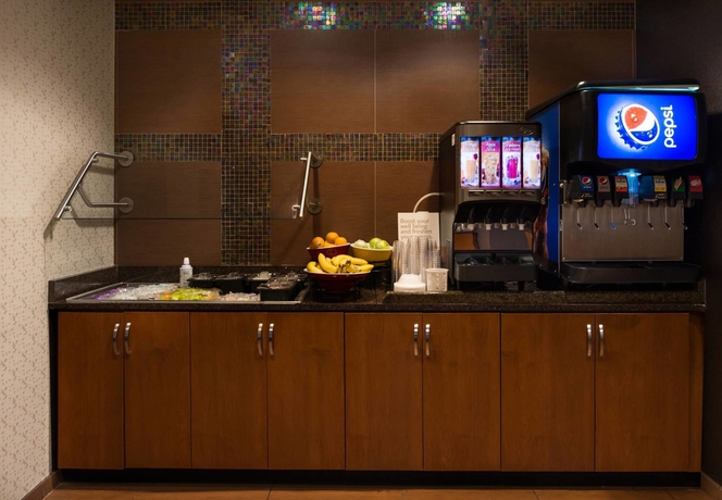 Imagen del bar/restaurante del Hotel Residence Inn By Marriott Gainesville I-75. Foto 3