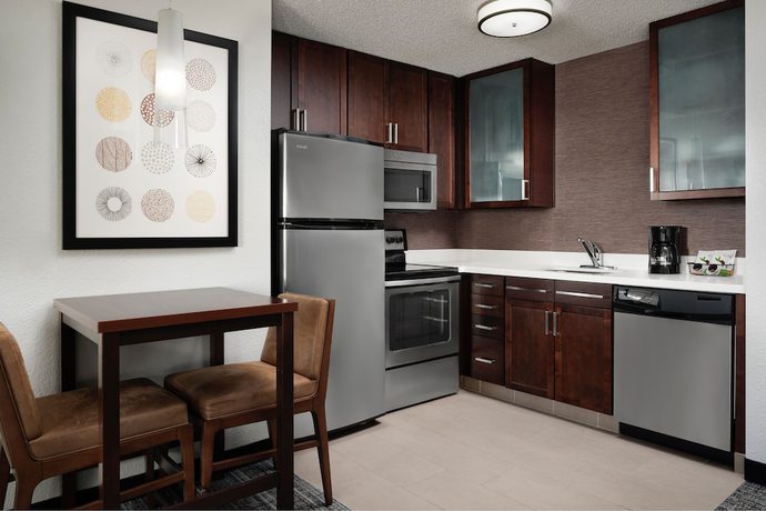 Imagen de la habitación del Hotel Residence Inn By Marriott Grand Rapids Airport. Foto 5